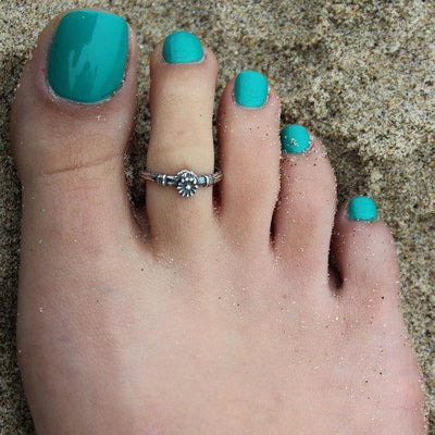 Floral Toe Ring Sterling Silver jewelry for women | VANDA Jewelry.