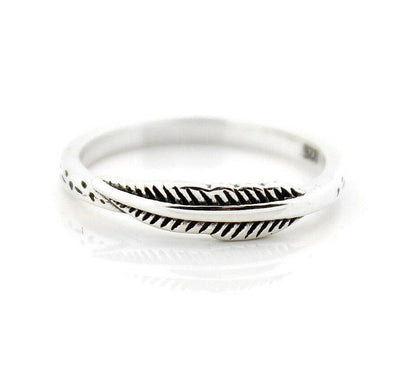 Dainty Feather Ring Sterling Silver jewelry for women | VANDA Jewelry.